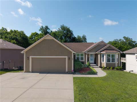 Photo of 808 Old Stage Road, Pleasant Hill, MO 64080 (MLS # 2628863)