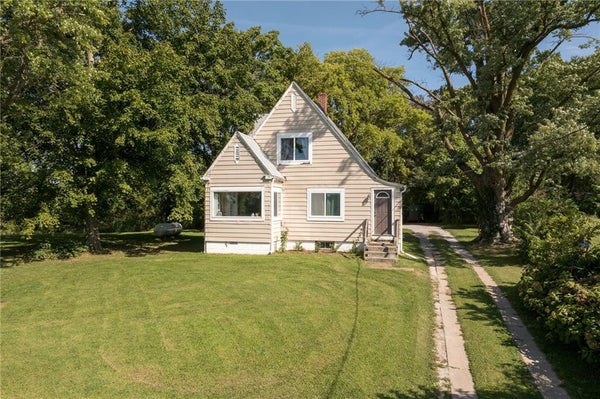 1509 SE BUSH RD, SAINT JOSEPH, MO 64504 - Image dcbdfdcd22a3288874f96a049b51e6e0/3472892833