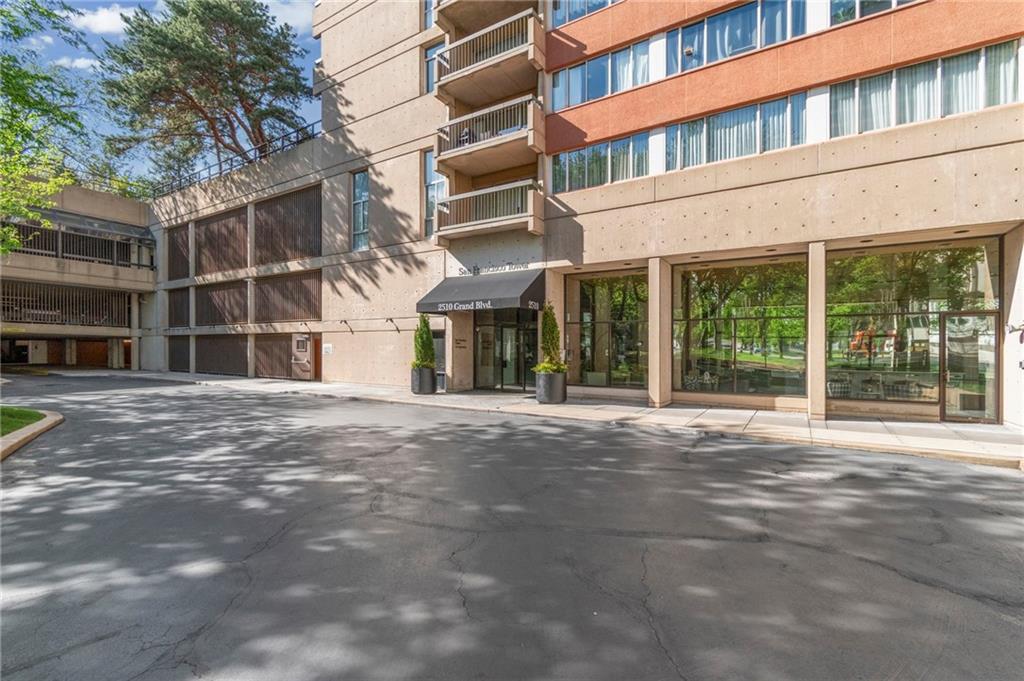 2510 Grand Boulevard 2701