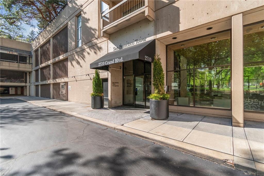 2510 Grand Boulevard 2701