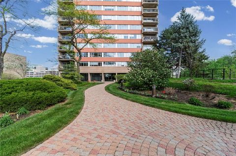 2510 Grand Boulevard 2701 Kansas City MO 64108