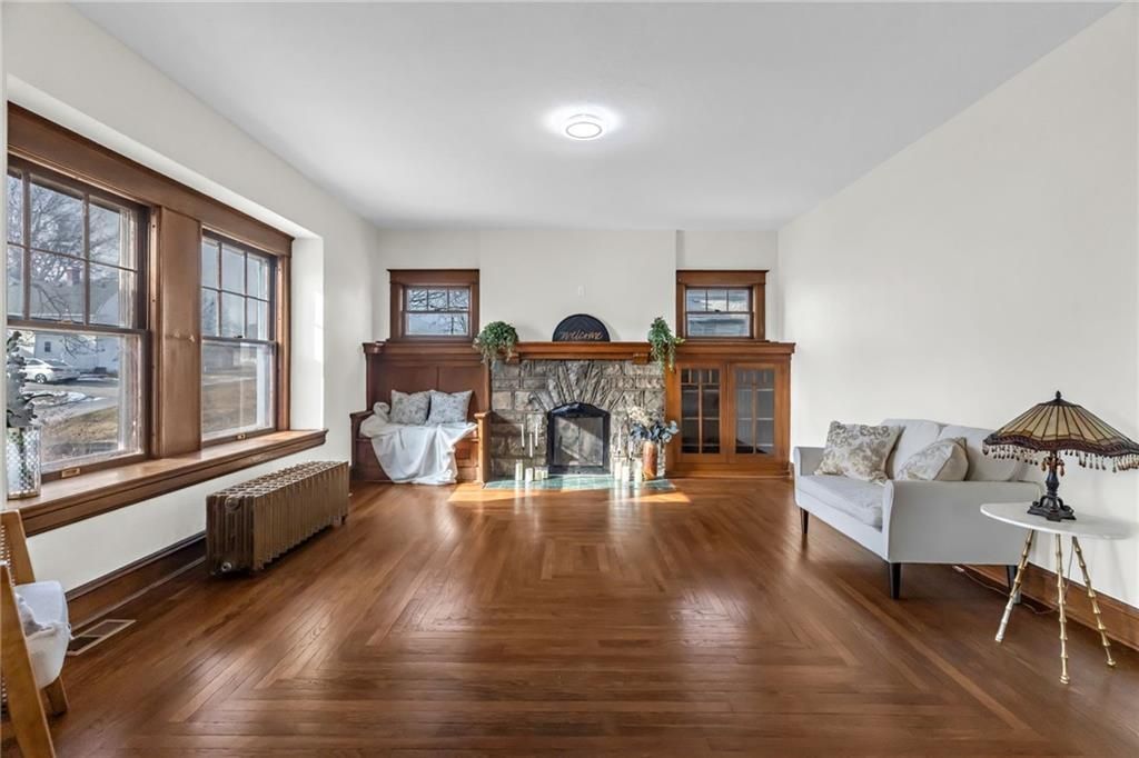 Photo of 316 E Doniphan Street, Liberty, MO 64068 (MLS # 2597890)