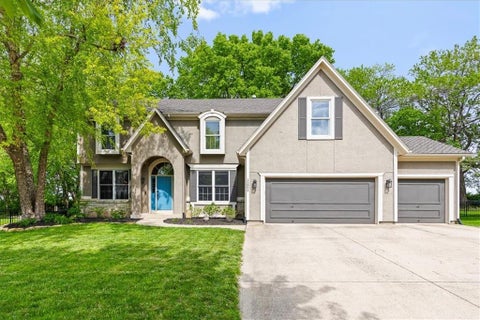 Photo of 15902 W 161st Street, Olathe, KS 66062 (MLS # 2628152)