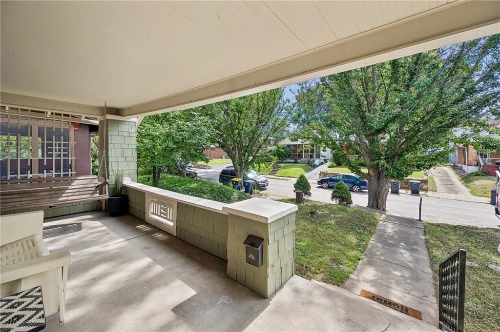 14 W 74 Street
