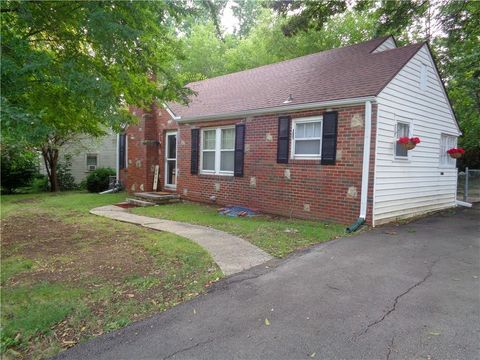 6824 Laurel Avenue, Raytown, MO 64133 - #: 2570002
