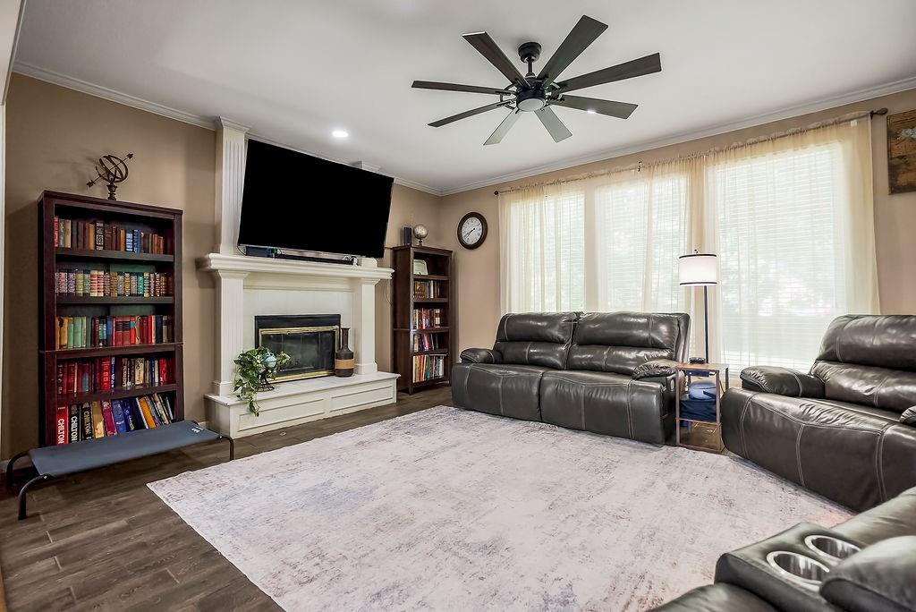 7929 W 155th Place
