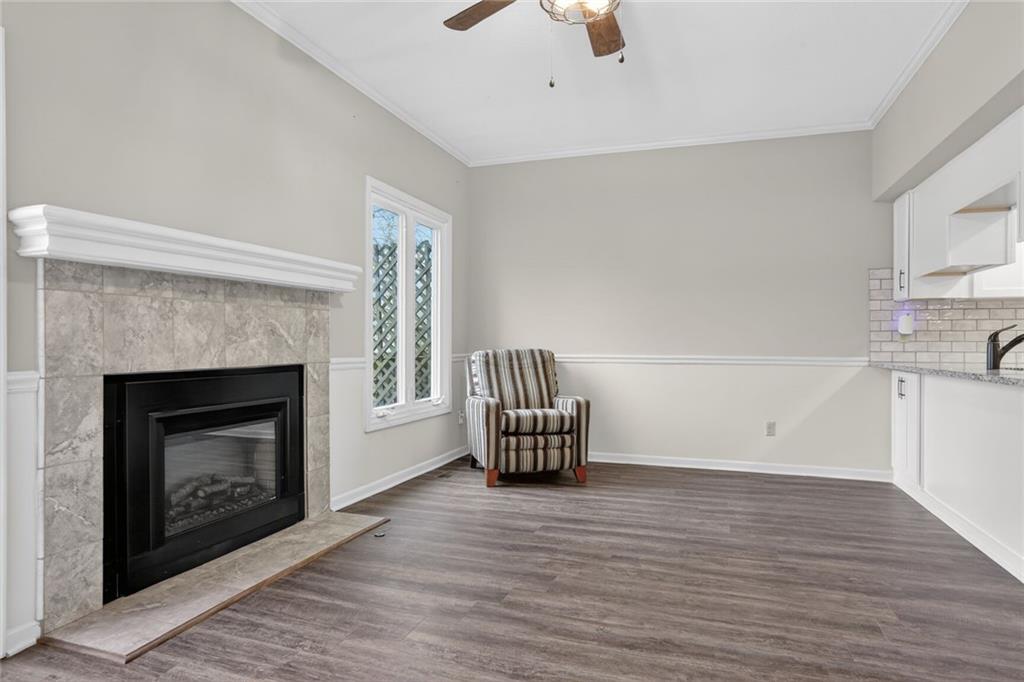 8247 NW Barrybrooke Court