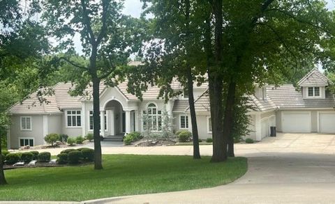 425 NE Saint Andrews Circle Lee's Summit MO 64064