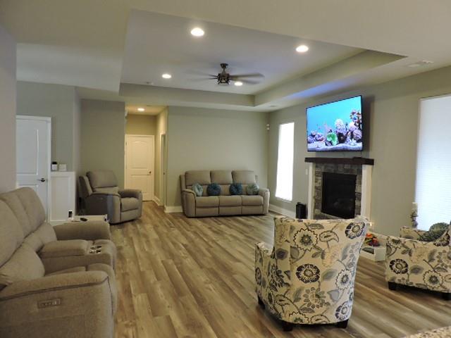 808 SE Sparrow Court