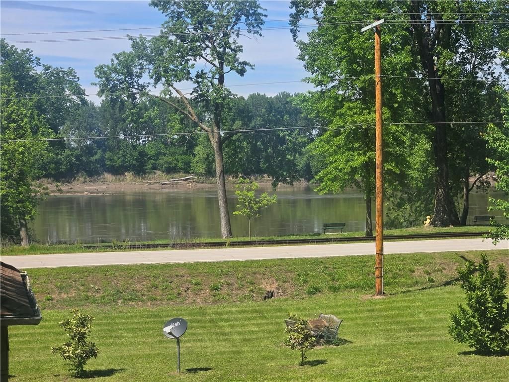 Photo of 120 Maple Lane, Napoleon, MO 64074 (MLS # 2618358)