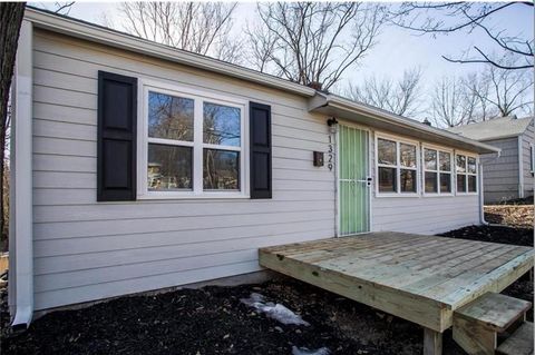 1329 E 66th Terrace, Kansas City, MO 64131 - #: 2536085