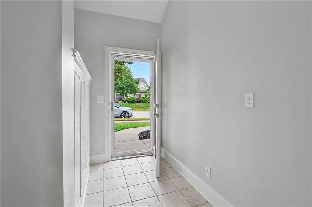 5933 Longleaf Circle