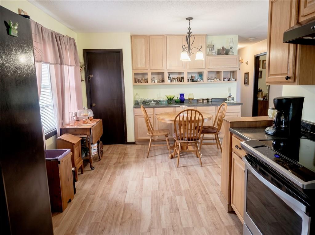22829 Sommerset Place