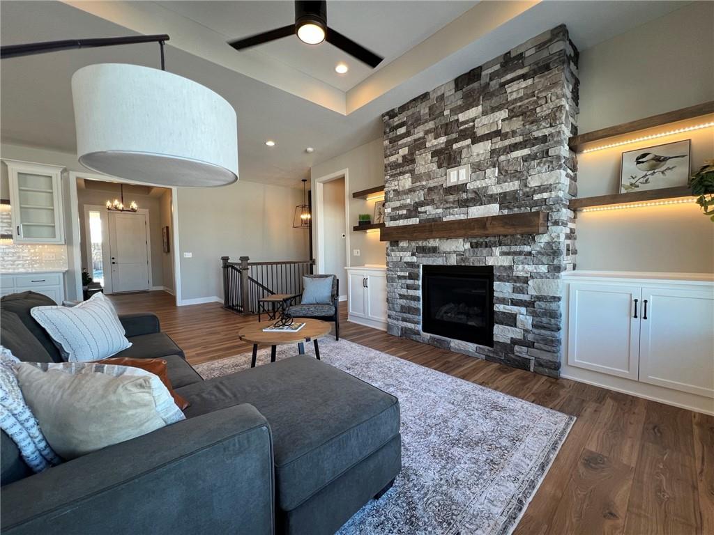 1132 SW Whitby Drive