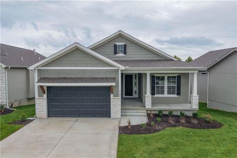 1132 SW Whitby Drive, Lee\'s Summit, MO 64083 - MLS#: 2571662