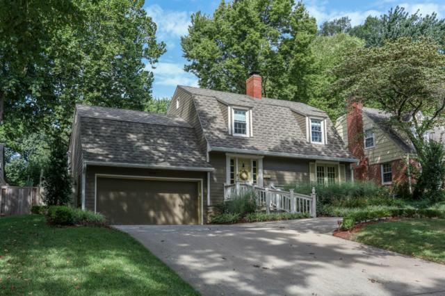 Photo 1 of 25 — 5516 Chadwick Road, Fairway, KS 66205