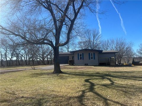 14096 Mitchell Court, Basehor, KS 66007 - MLS#: 2591110