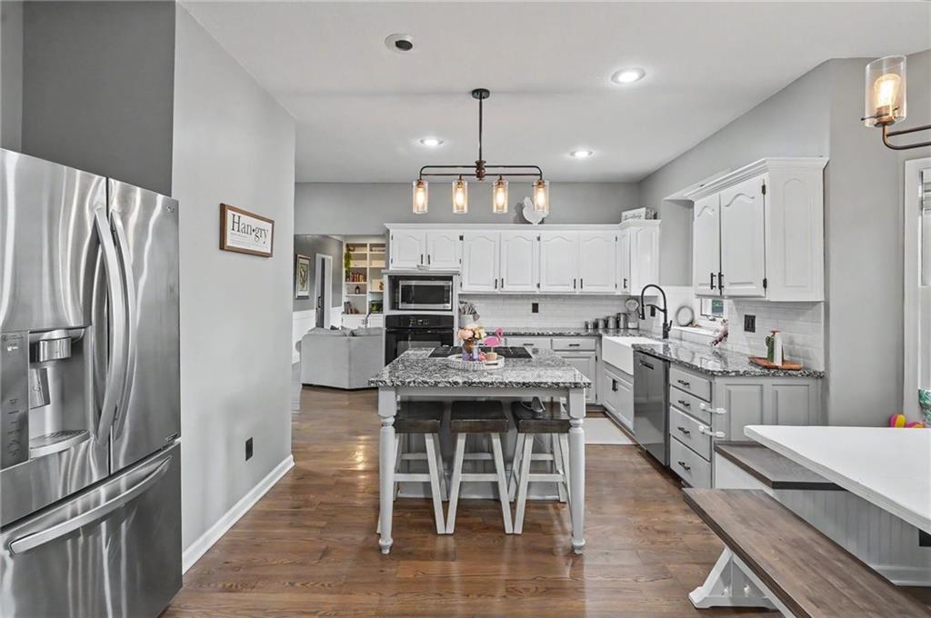 14935 W 76th Street