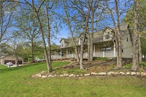 612 17th Street, Osawatomie, KS 66064 - MLS#: 2612419