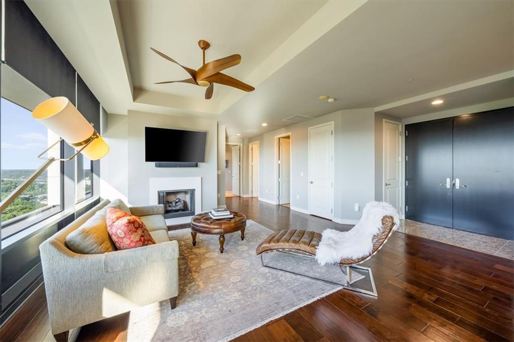 700 W 31st Street 1405