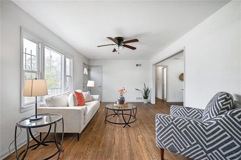 4001 E 55th Street, Kansas City, MO 64130 - #: 2536939
