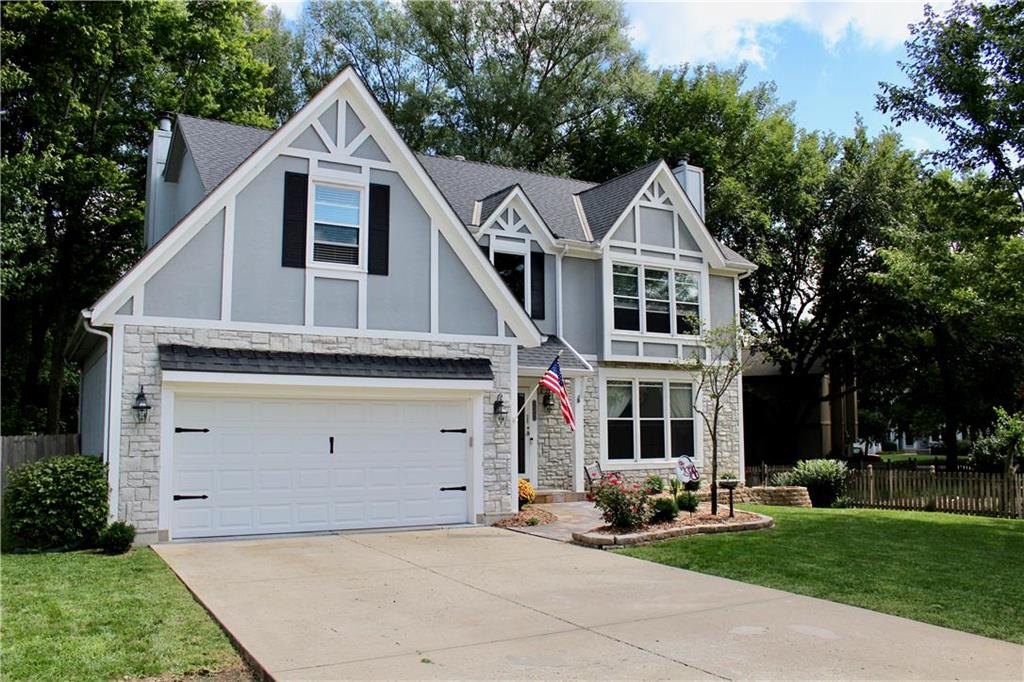 Photo 1 of 26 — 14081 S BLACKFOOT Court, Olathe, KS 66062
