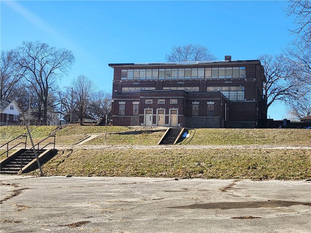 1303 N 36th Street