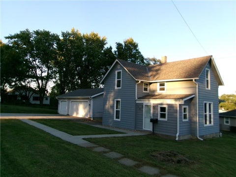 Photo of 302 N Kansas Street, Highland, KS 66035 (MLS # 2646116)