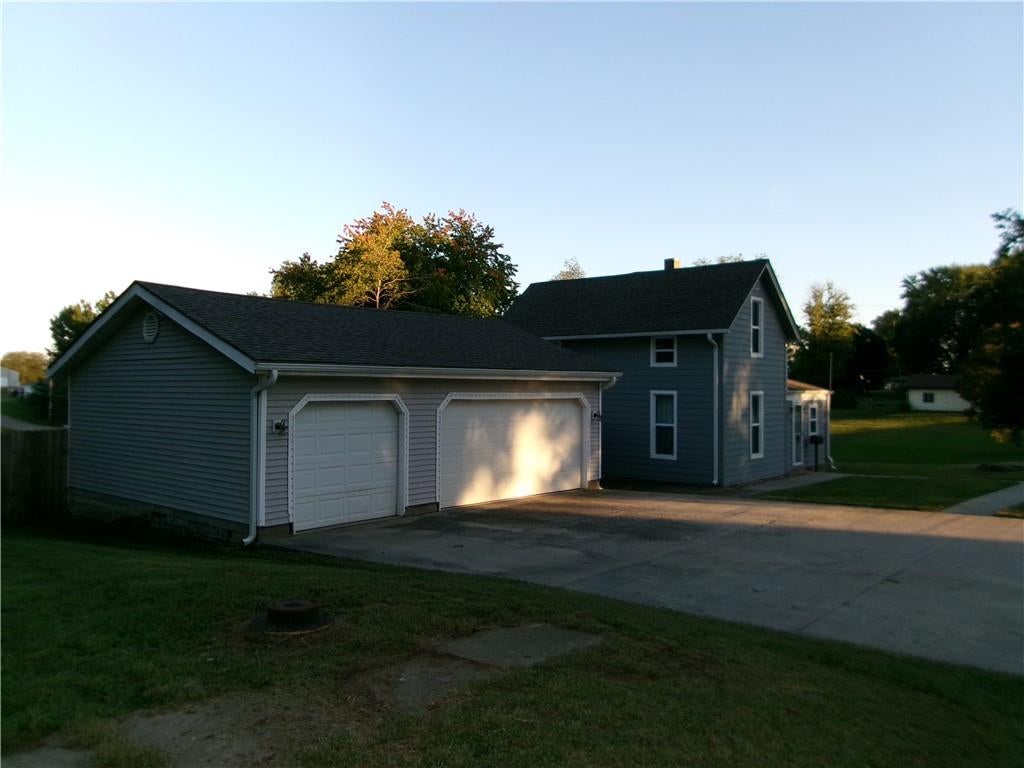 302 N Kansas Street