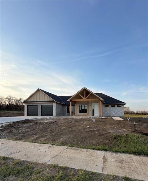 MLS: 2607493