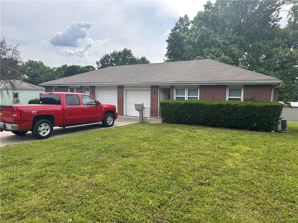 Photo of 202 S Sterling Avenue, Sugar Creek, MO 64054 (MLS # 2623020)