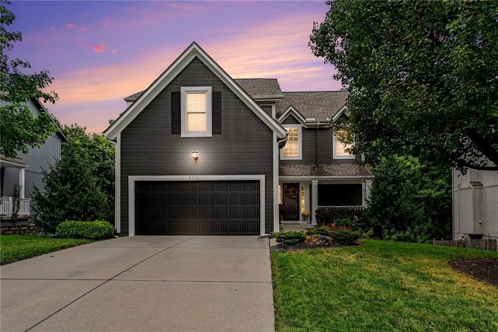 6352 Lakecrest Drive