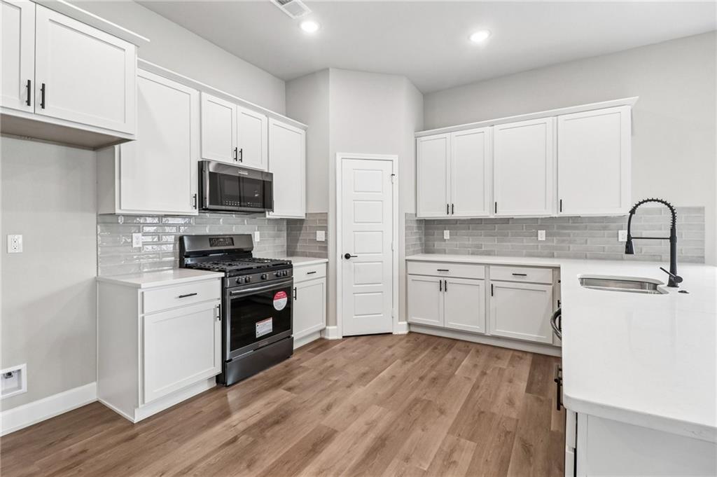 19045 W 170th Place