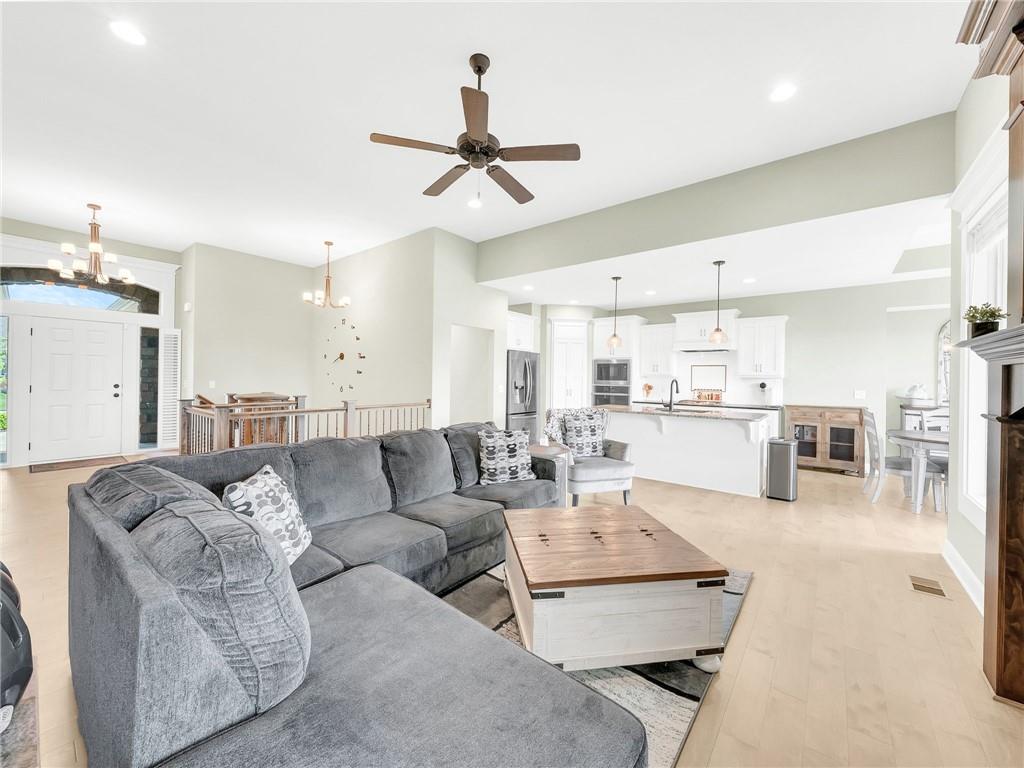 4916 Tallgrass Street