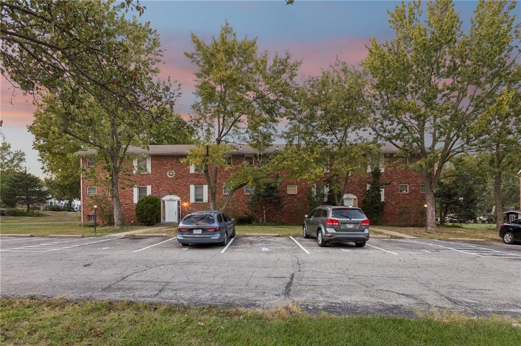 8000 - 8034 E 88th Terrace