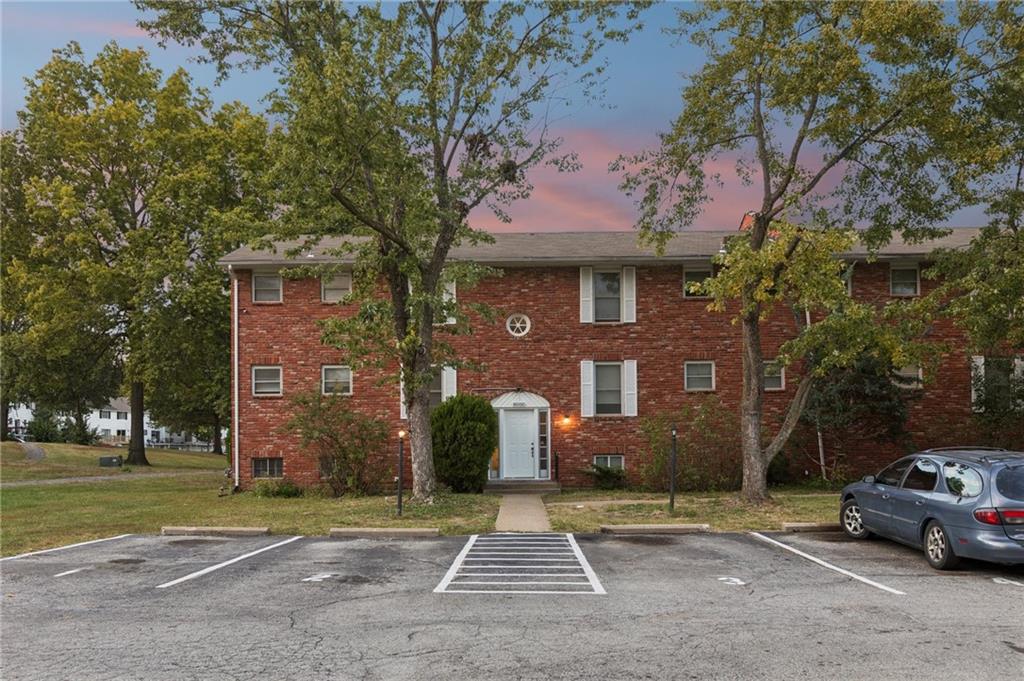 8000 - 8034 E 88th Terrace