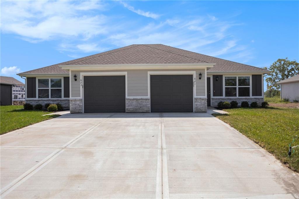 610-633 Fall Meadow Lane