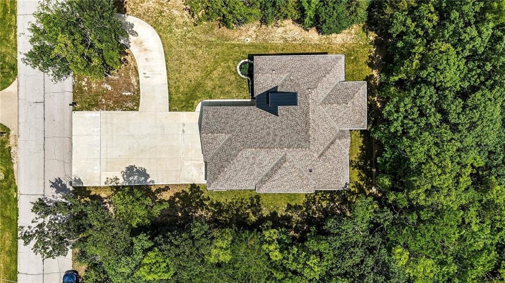 1807 SW Cemetery Road