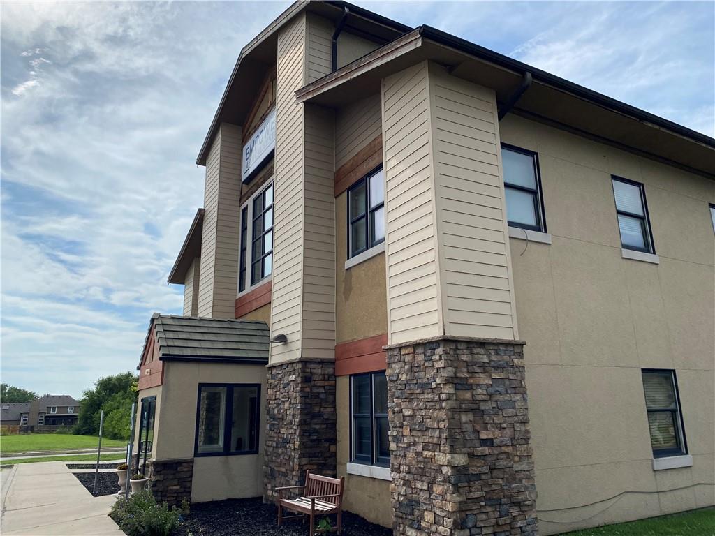 350 SW Greenwich Drive