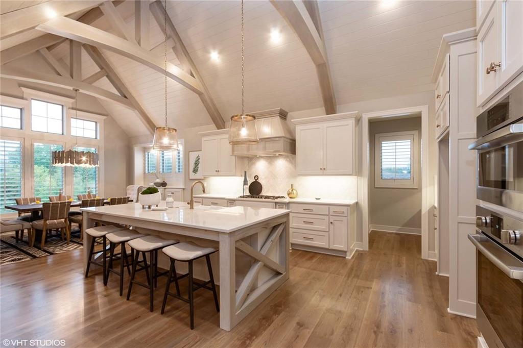 17016 Parkhill Street