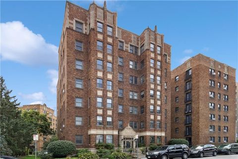 807 W 48th Street 701 Kansas City MO 64112