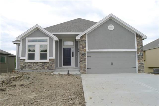 Photo 1 of 22 — 7824 N Walrond Avenue, Kansas City, MO 64119