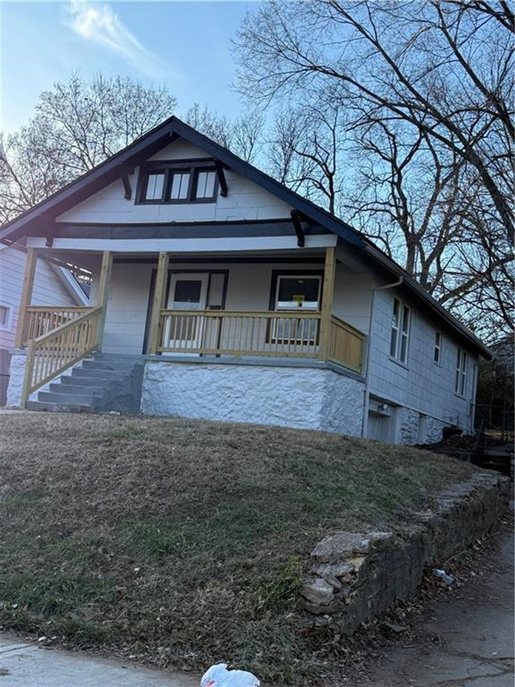 Photo of 5110 Bellefontaine Avenue, Kansas City, MO 64130 (MLS # 2592266)