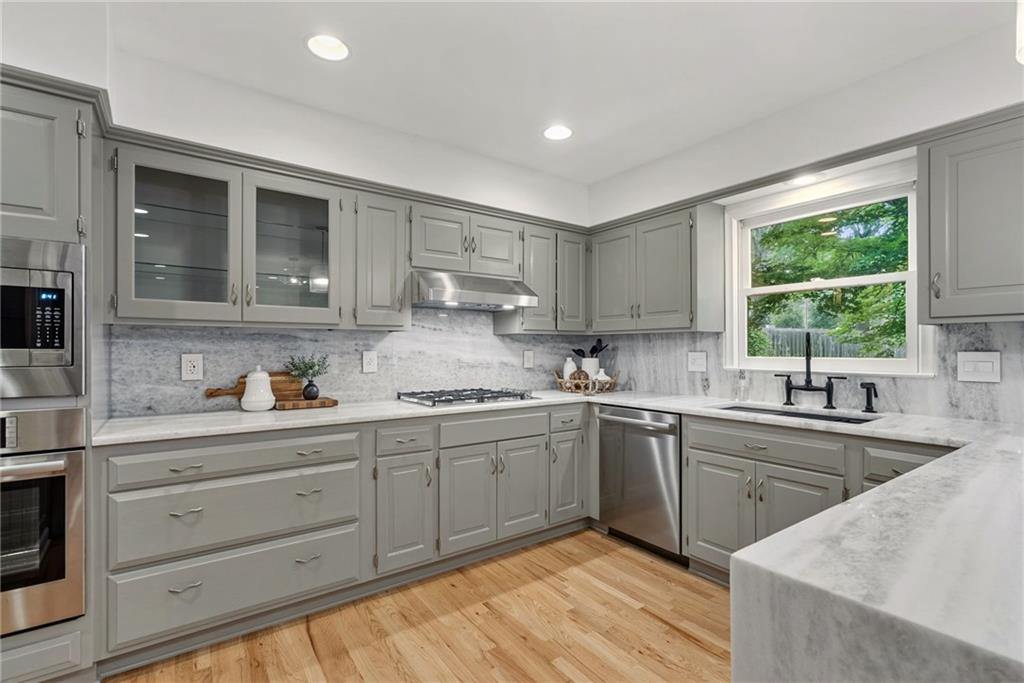 5400 W 84th Terrace W