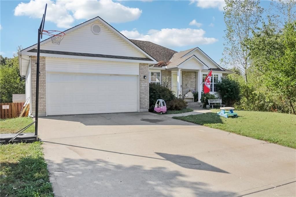 Photo of 720 Burlington Road, Warrensburg, MO 64093 (MLS # 2589808)
