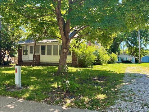 221 W Kansas Street, Liberty, MO 64068 - MLS#: 2622007