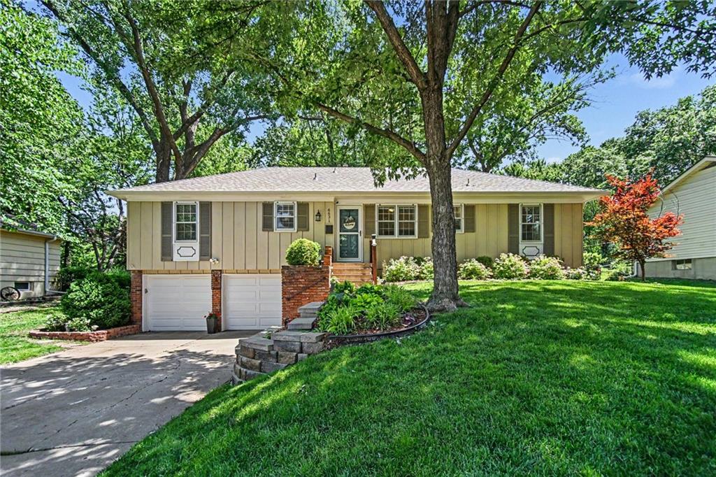 6631 Larsen Lane