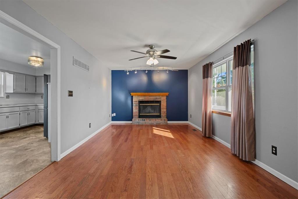 206 Pebblebrook Lane