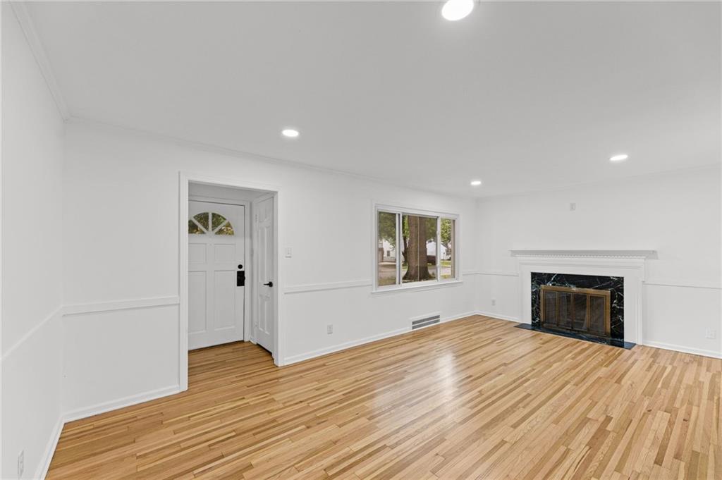 4916 W 57th Terrace