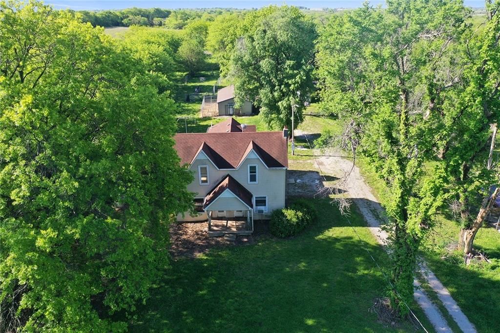 Photo of 6900 Smith Drive, Hamilton, MO 64644 (MLS # 2618527)